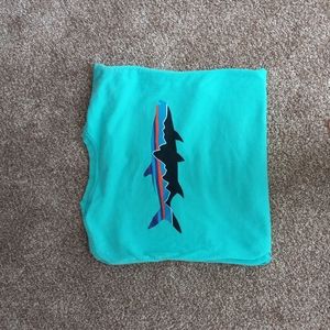 Patigonia long sleeve tee